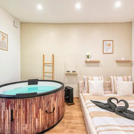 Luxe Romantique Avec Privatif Angers